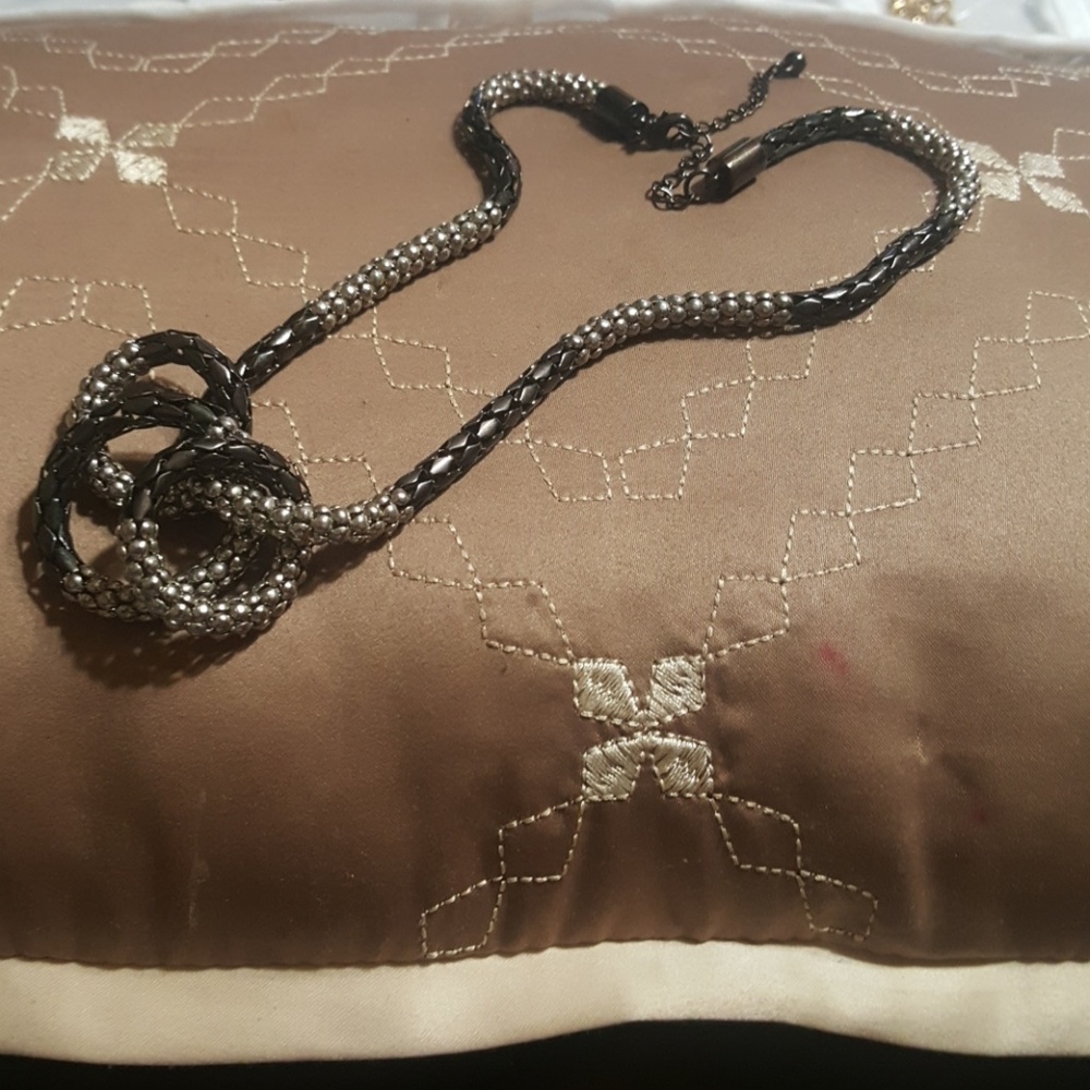 Chain necklace
